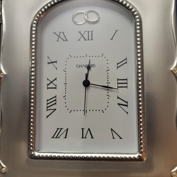 Things to remember  Weeding anniversary  clock and picture frame - Picture 2 of 6